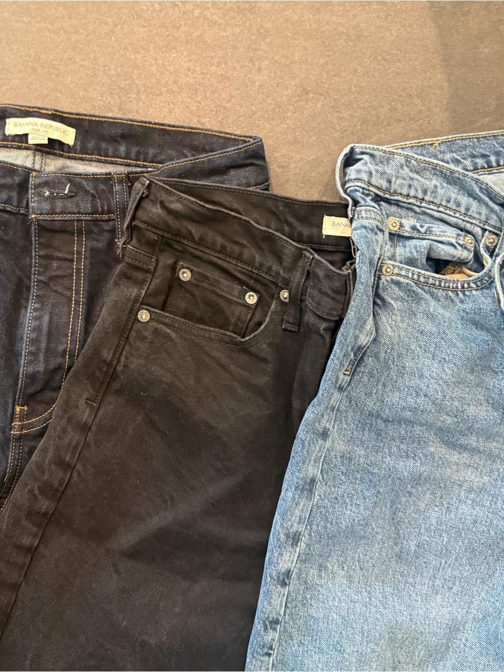 Banana Republic Wide-Leg Jeans in Black, Dark Blue and Light Blue (3 Pairs) - Picture 2 of 3
